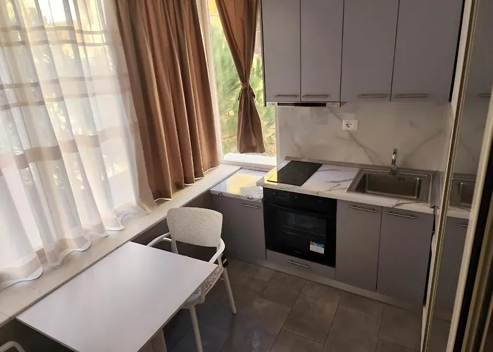 דירה Shkembi I Kavajes *