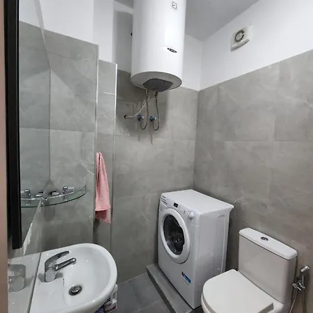 Shkembi I Kavajes Apartmán *