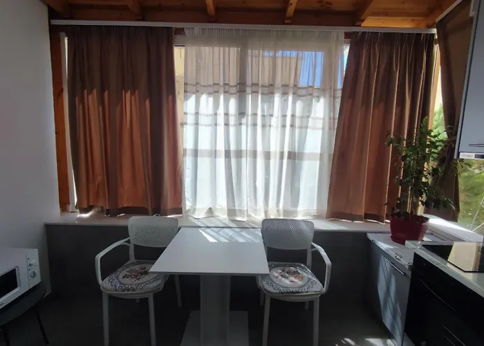 Lejlighed Shkembi I Kavajes Golem (Tirana)